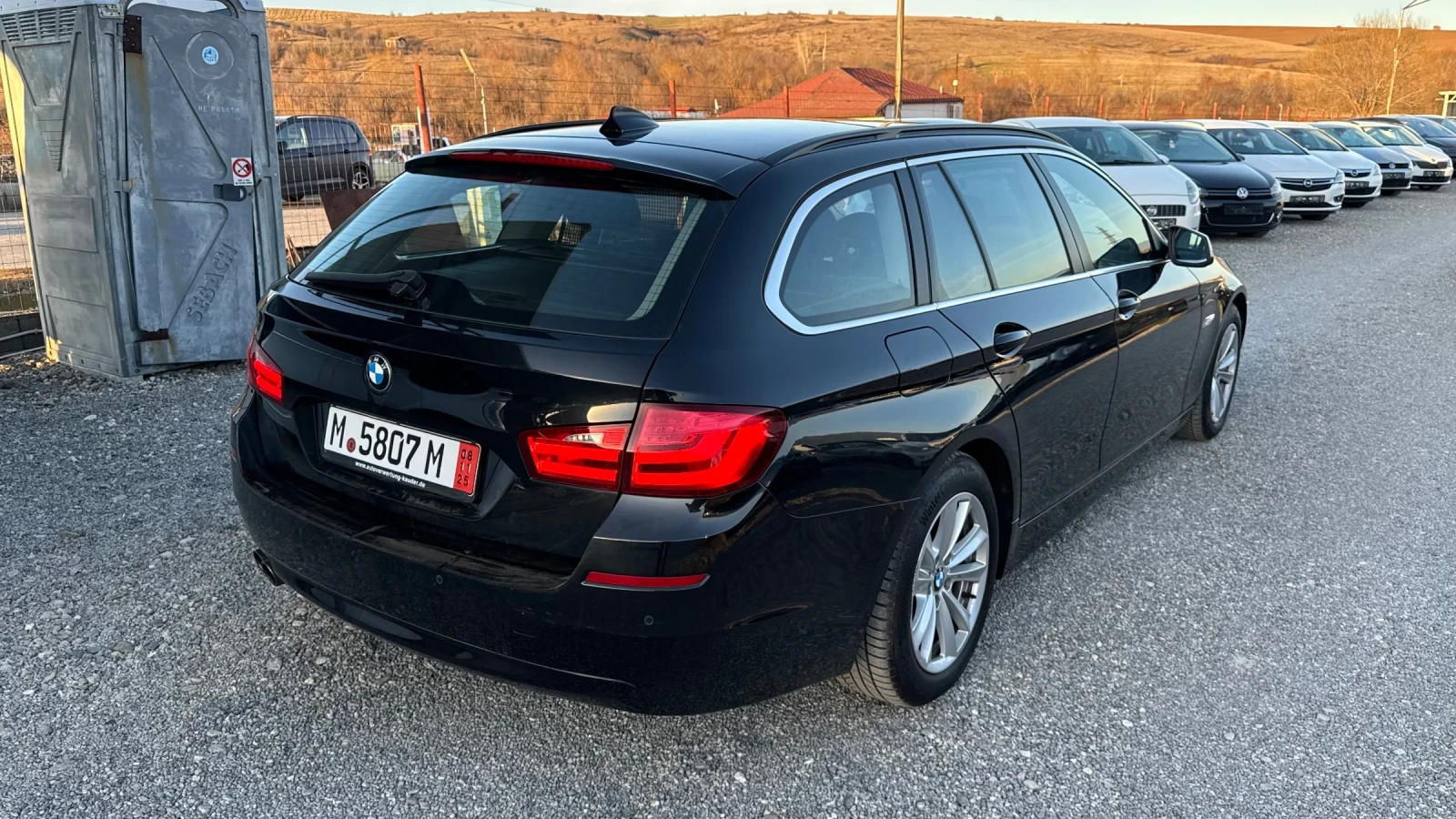 BMW 520, снимка 5 - Автомобили и джипове - 53846935