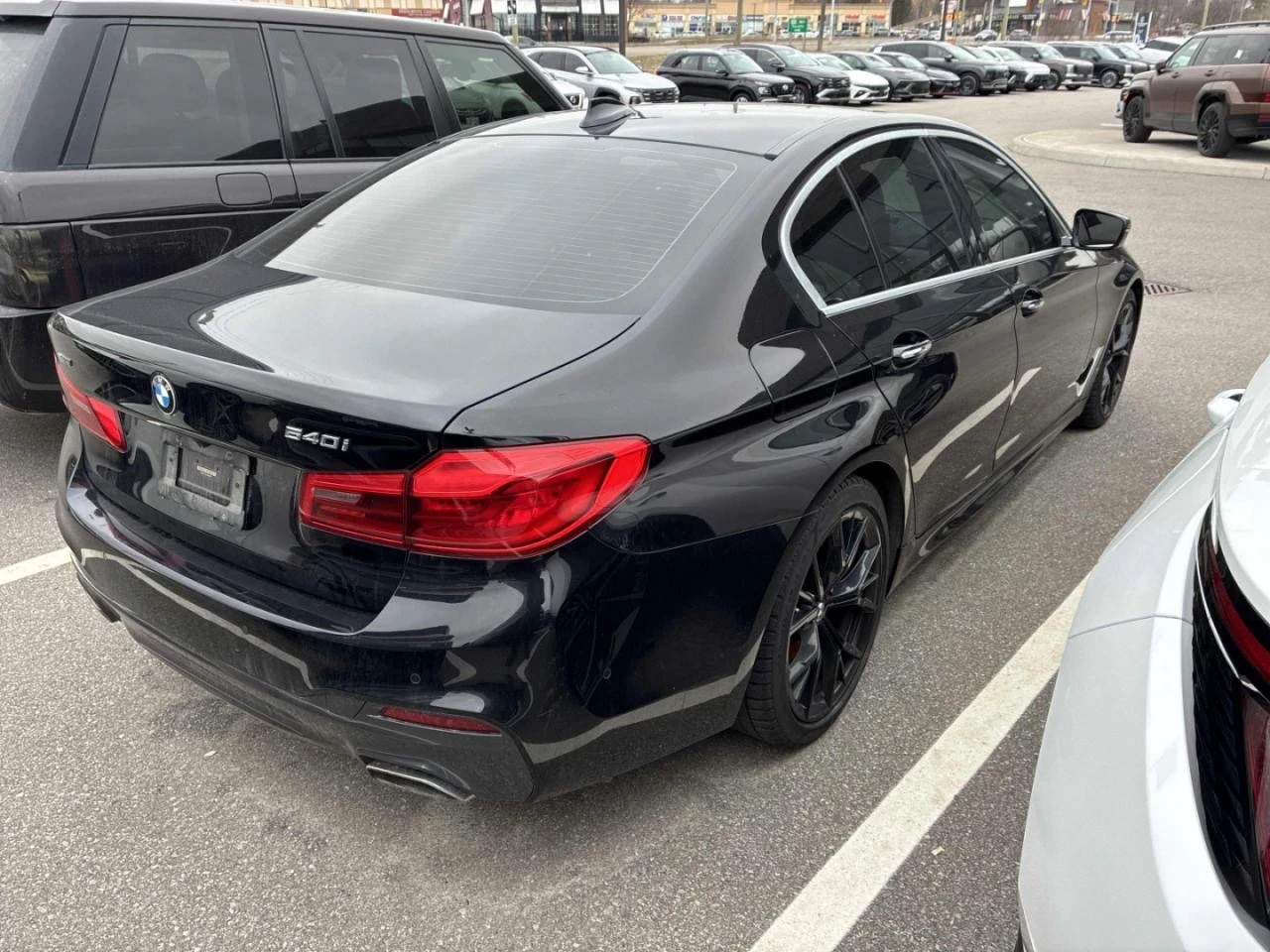 BMW 540 M-pkg* Harman/Kardon* 360View* Обдух* Подгрев, снимка 5 - Автомобили и джипове - 54111181