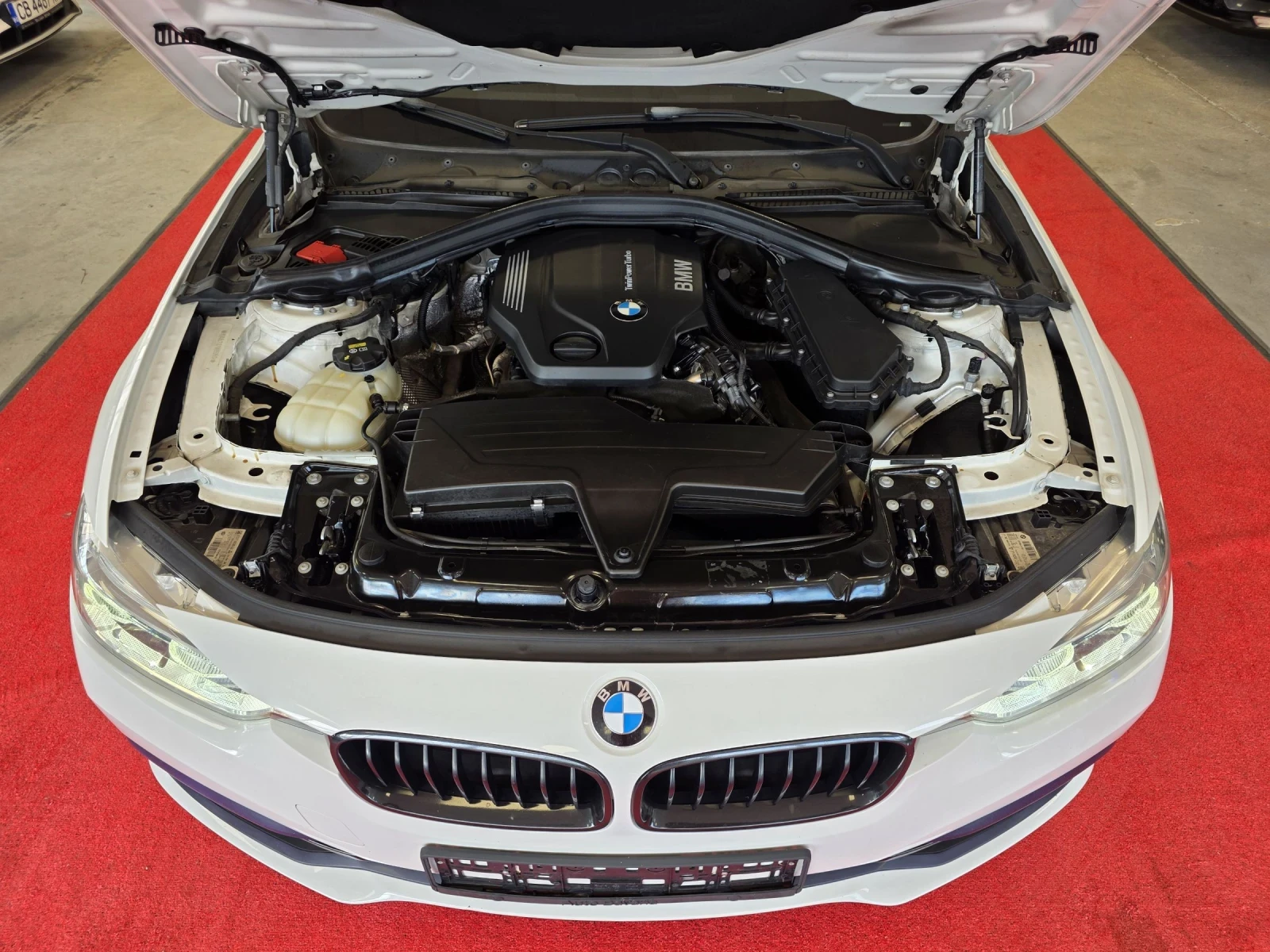 BMW 320 d | Automatic | Full LED | Обслужен , снимка 17 - Автомобили и джипове - 54273268