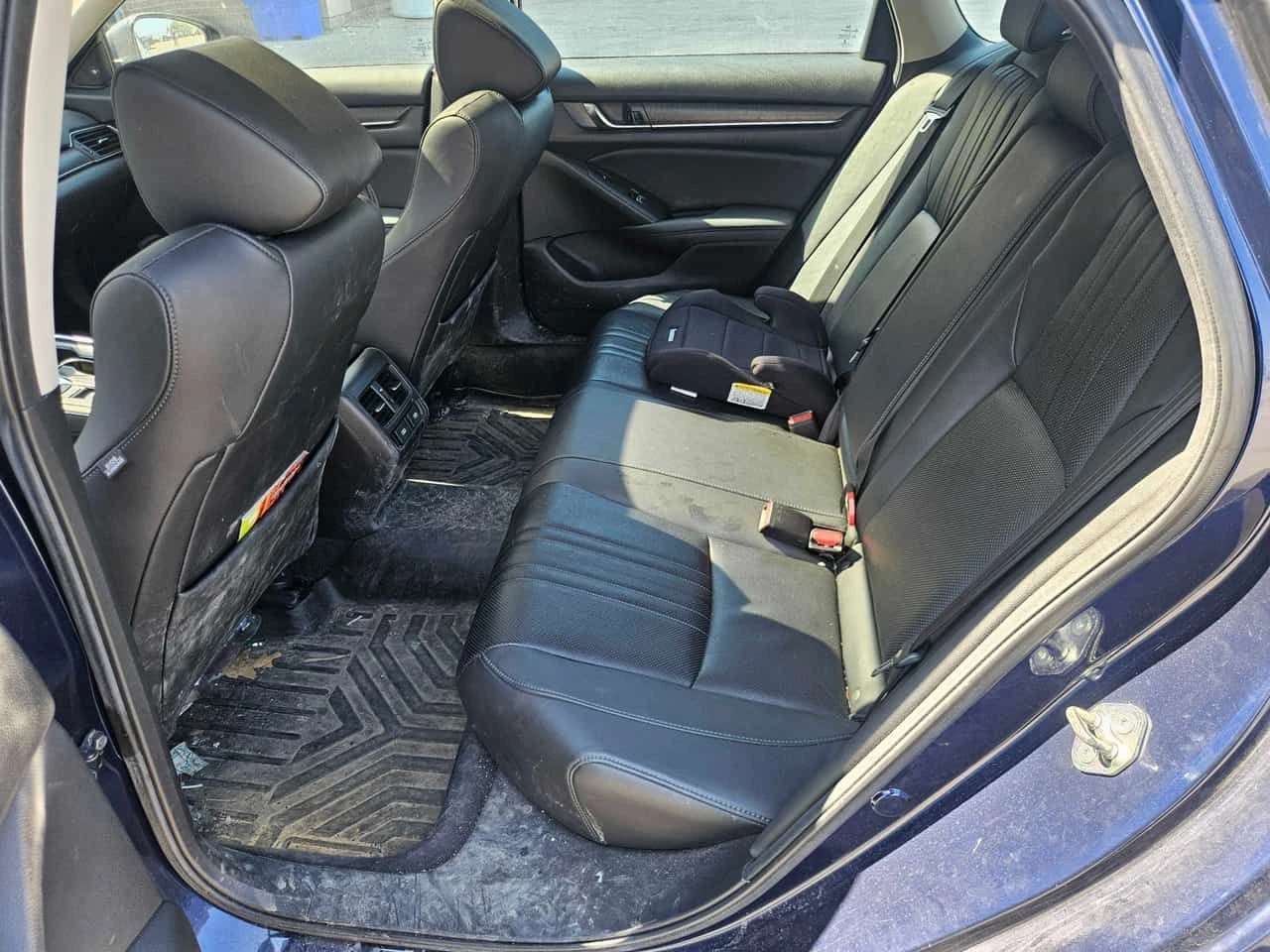 Honda Accord * Touring * PANO* KEYLESS* ПОДГРЕВ* , снимка 9 - Автомобили и джипове - 54378060