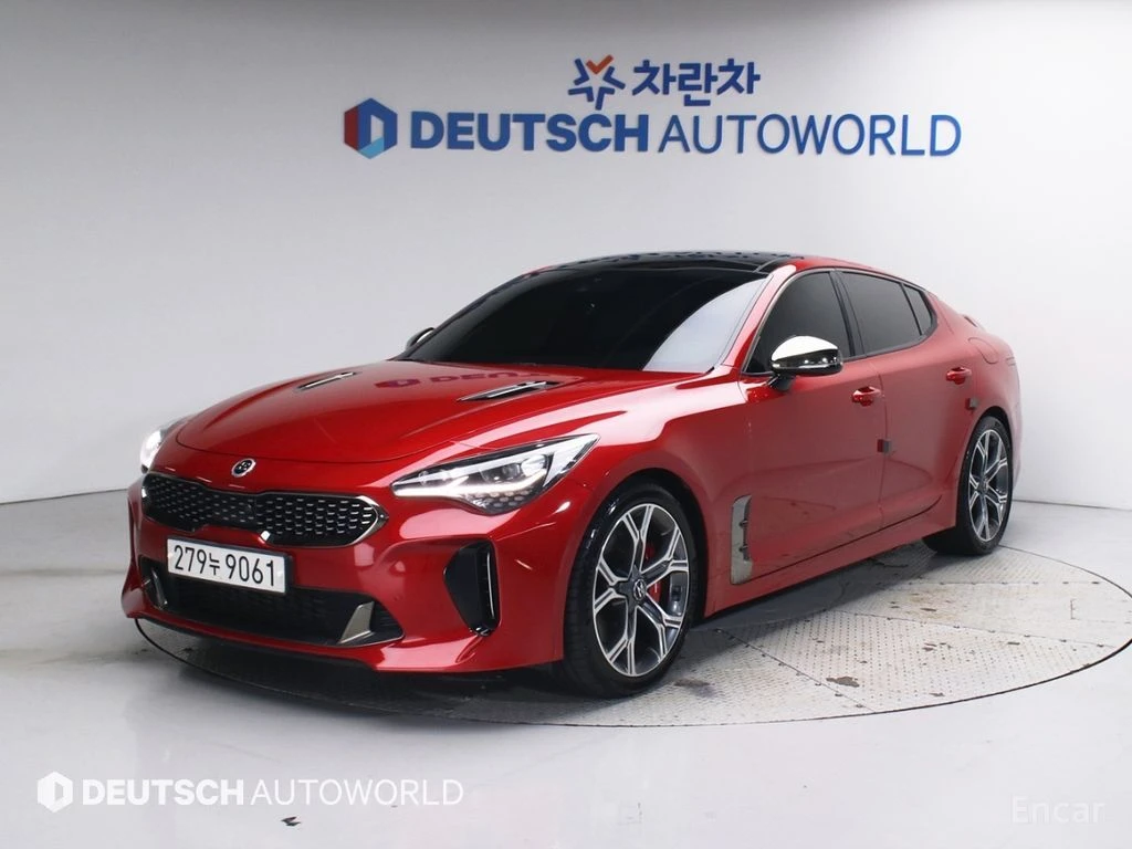 Kia Stinger GT* TURBO* AWD* ХЕДЪП* ОБДУХВАНЕ* 360КАМЕРА* LANE*