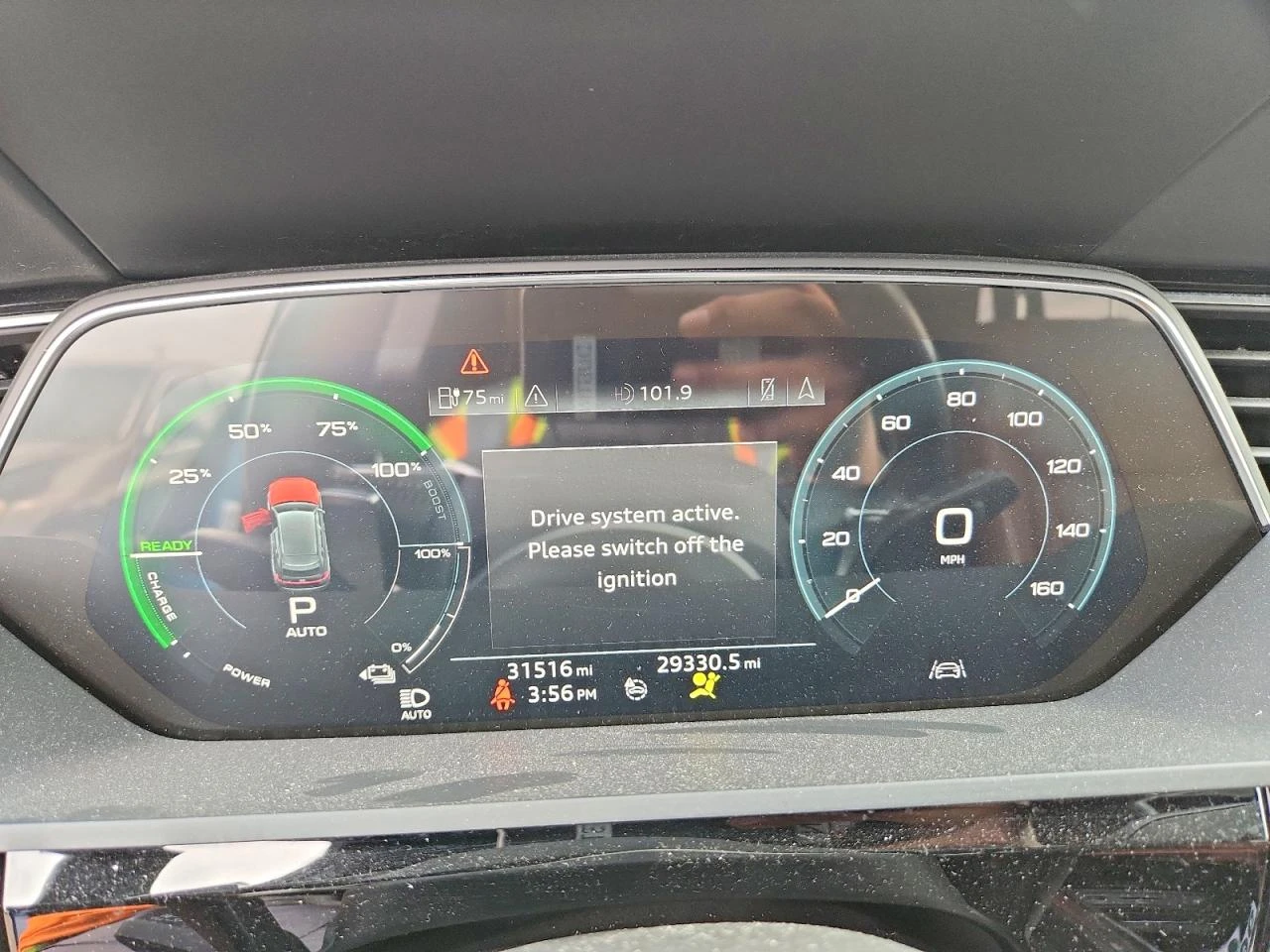Audi E-Tron Prestige, снимка 9 - Автомобили и джипове - 54513229
