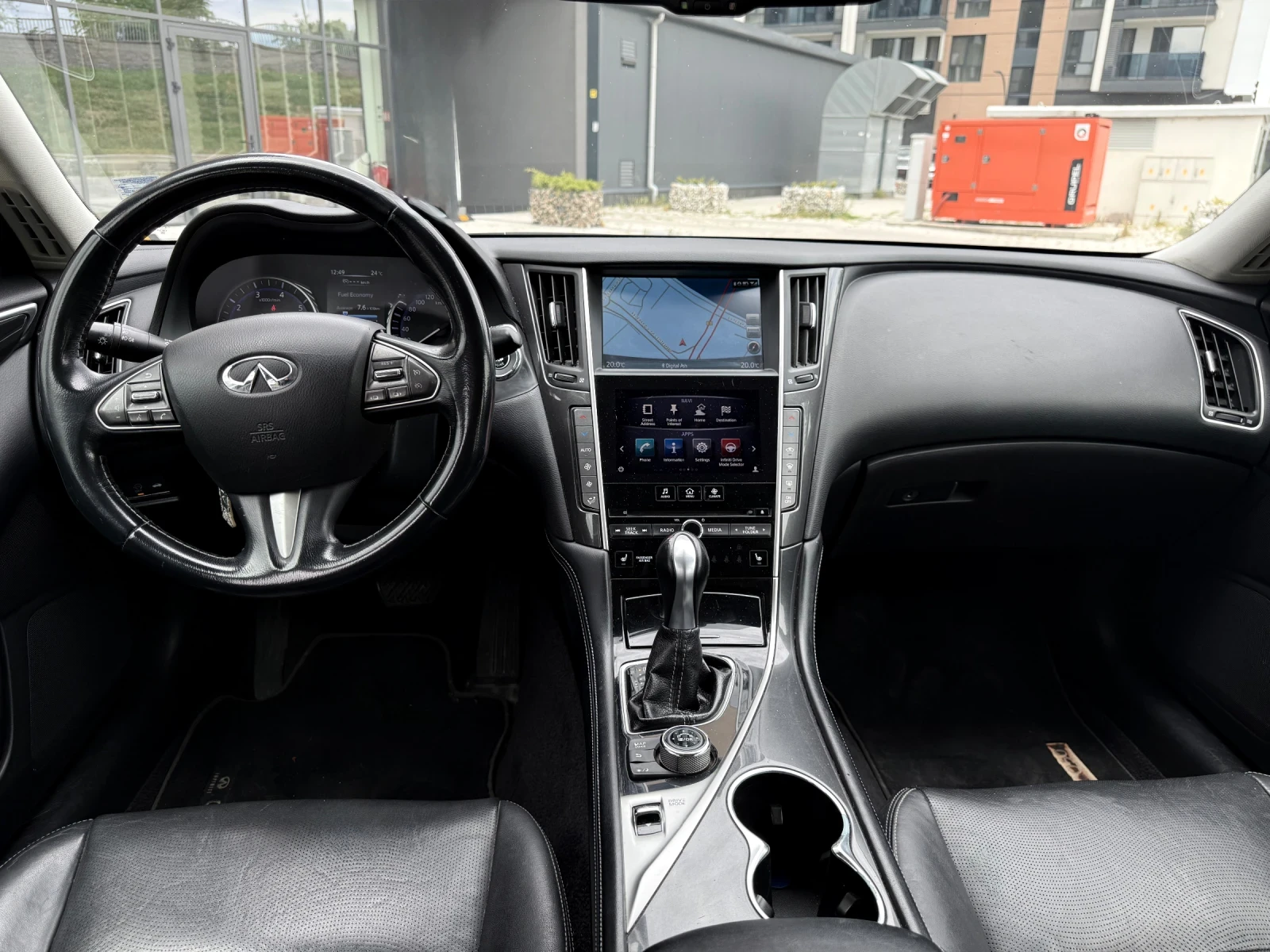Infiniti Q50 2.2 diesel, снимка 11 - Автомобили и джипове - 54636614