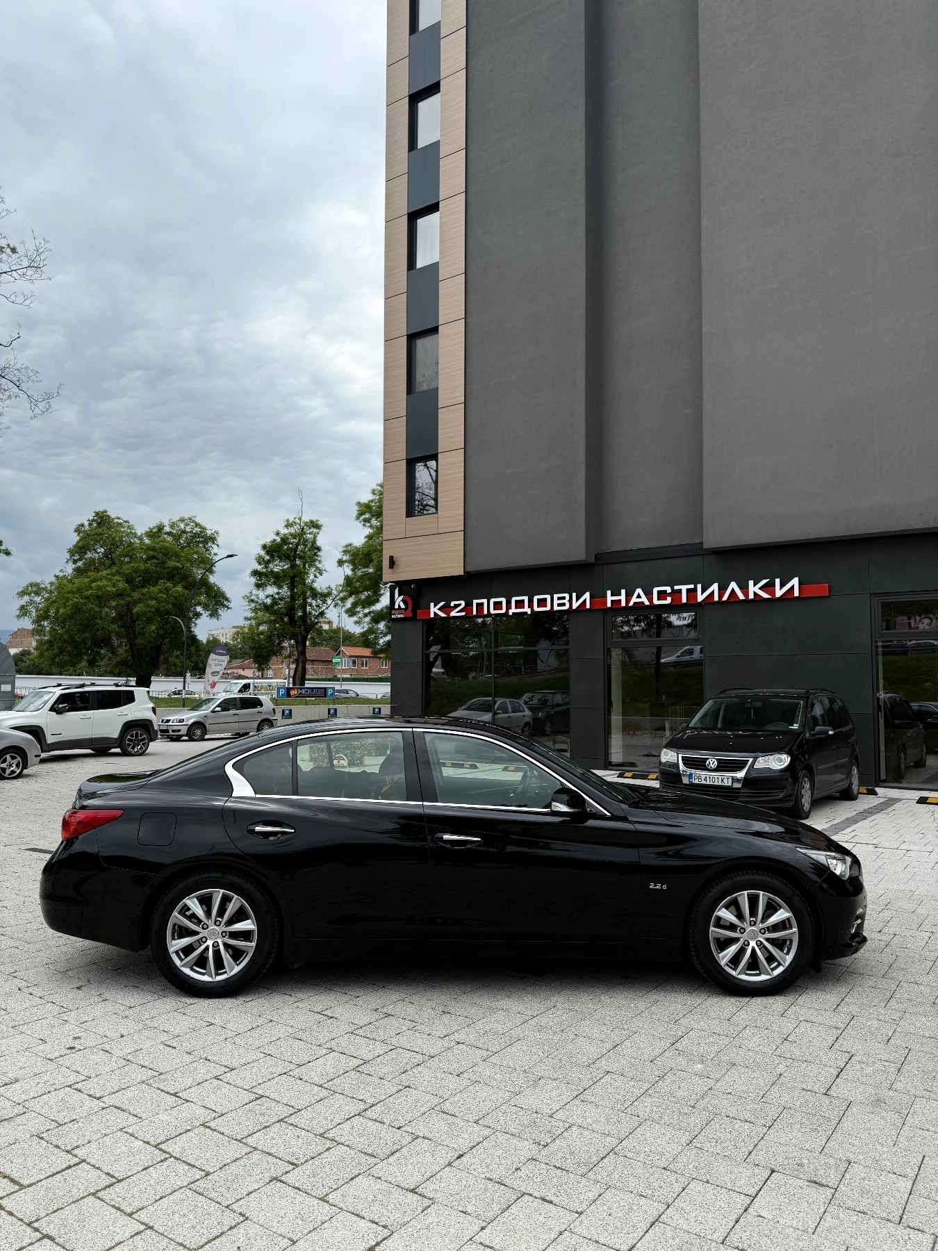 Infiniti Q50 2.2 diesel, снимка 3 - Автомобили и джипове - 54636614