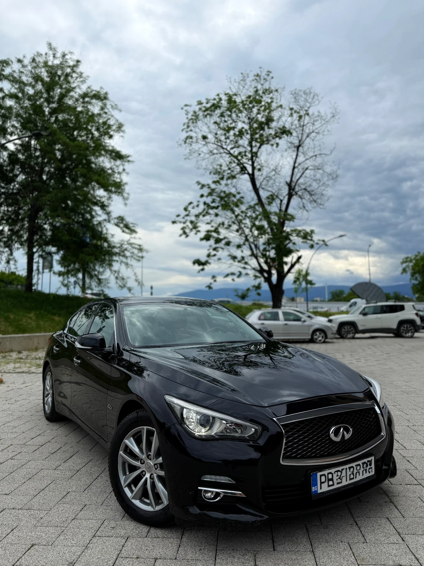 Infiniti Q50 2.2 diesel, снимка 2 - Автомобили и джипове - 54636614