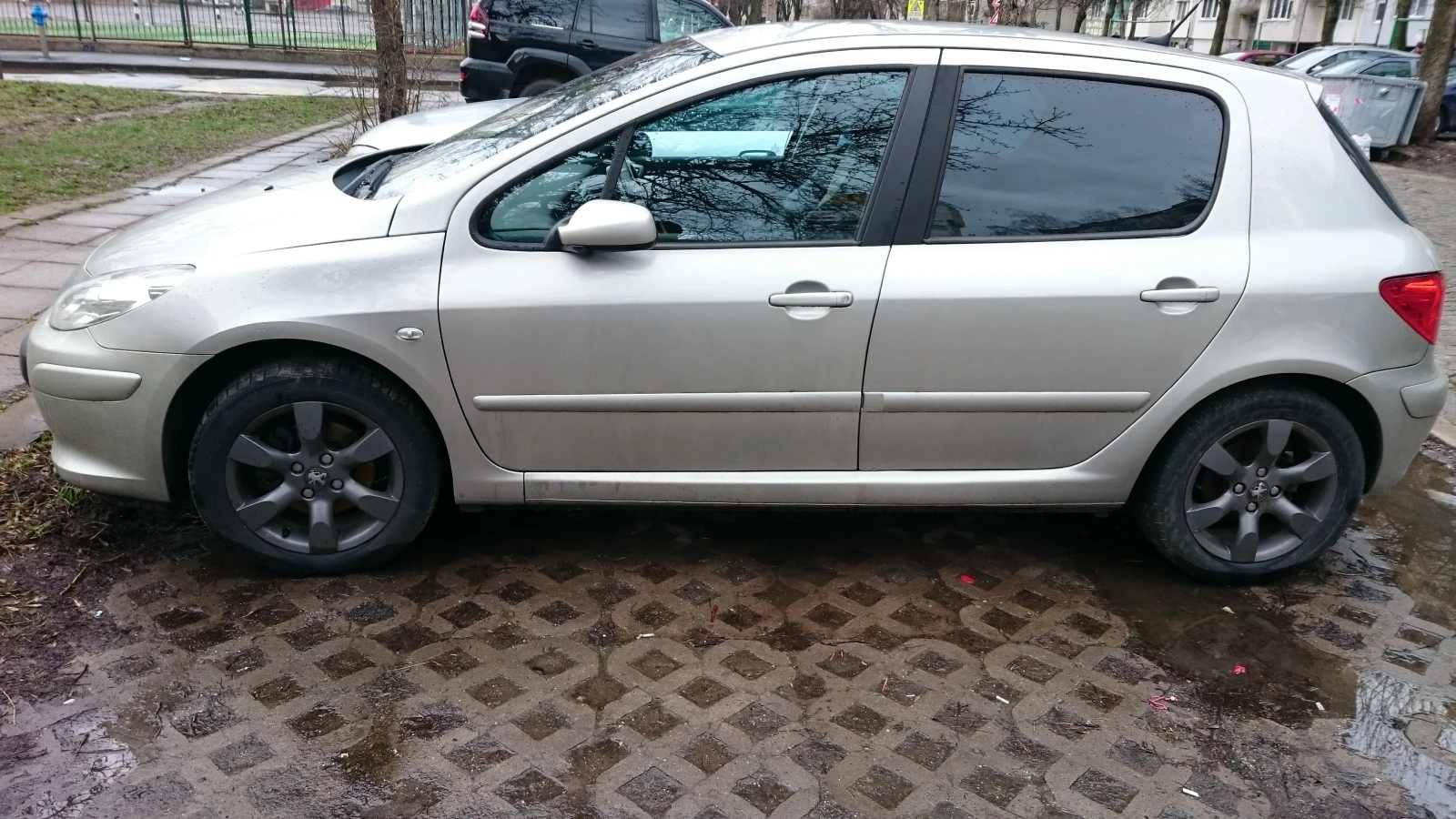Peugeot 307, снимка 2 - Автомобили и джипове - 54743667
