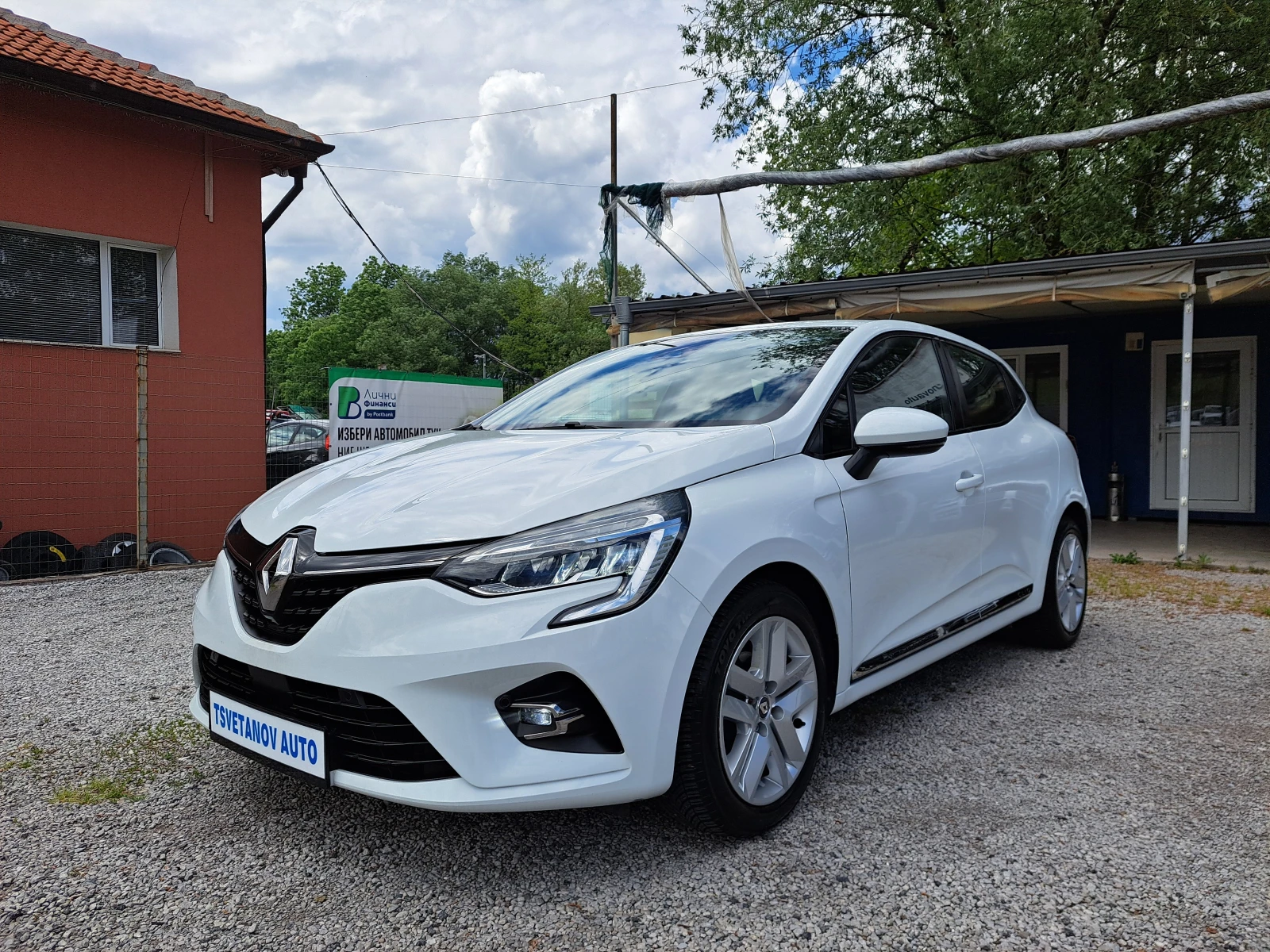 Renault Clio 1.5DCI EURO "6" FUL EKSTRI, снимка 3 - Автомобили и джипове - 54764505