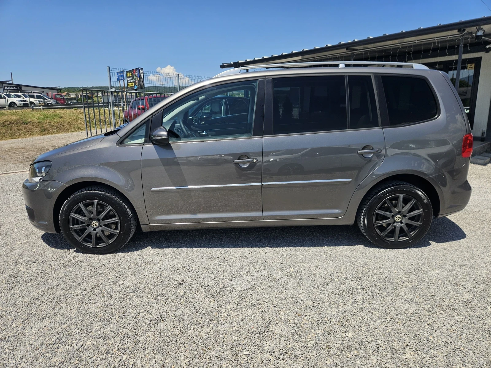 VW Touran 2.0 TDI 7����� | Mobile.bg � ����������� 8