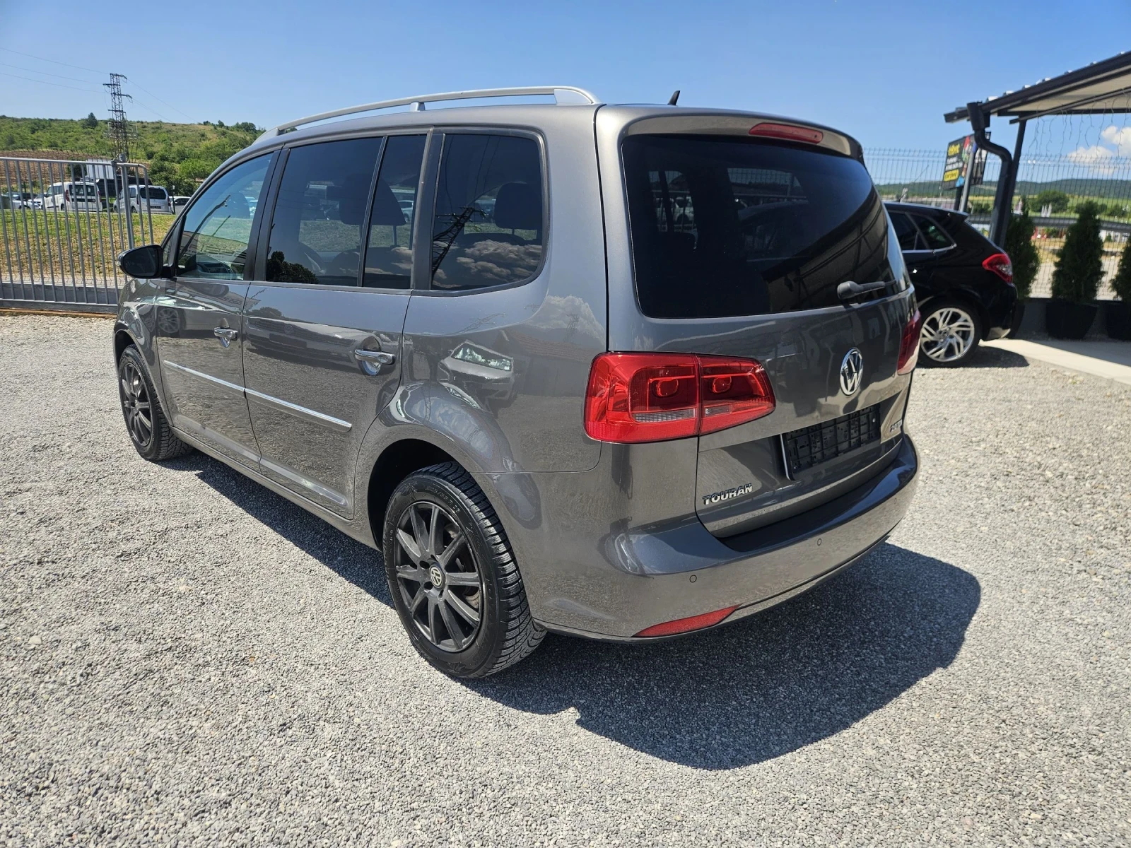 VW Touran 2.0 TDI 7����� | Mobile.bg � ����������� 7