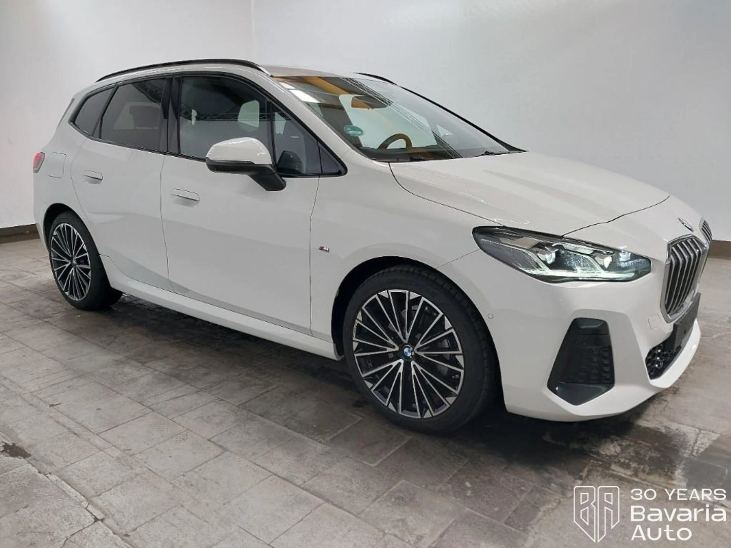 BMW 218 i Active Tourer M Sport Paket, снимка 3 - Автомобили и джипове - 55166125