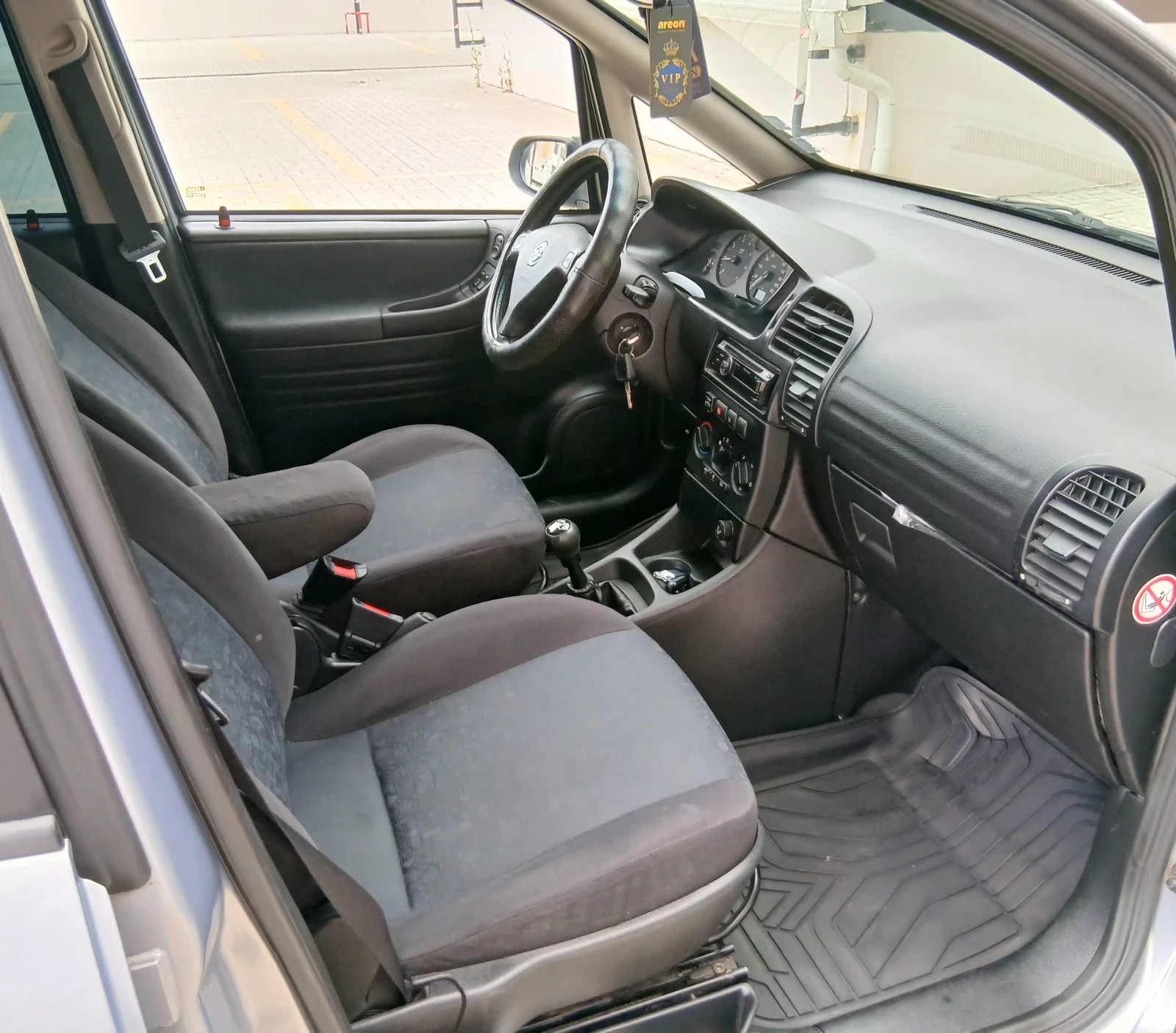 Opel Zafira 1.8LPG, снимка 9 - Автомобили и джипове - 55200483