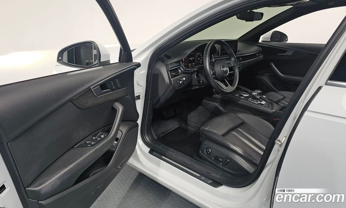 Audi A4 40 TFSI Premium, снимка 10 - Автомобили и джипове - 55676712