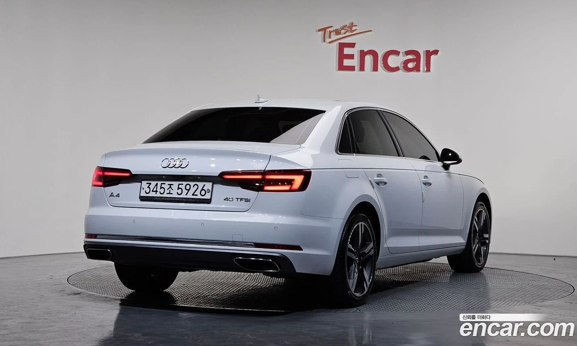 Audi A4 40 TFSI Premium, снимка 2 - Автомобили и джипове - 55676712