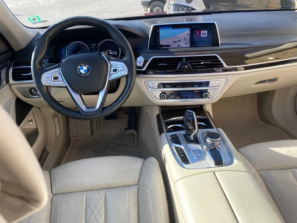 BMW 730, снимка 8 - Автомобили и джипове - 55729862