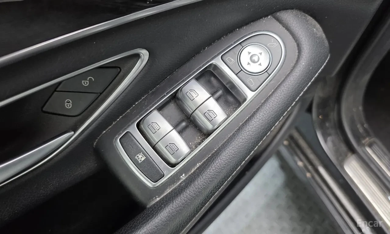 Mercedes-Benz S 350  d 4MATIC / DISTRONIC / BURMESTER/ ОБДУХВАНЕ / , снимка 13 - Автомобили и джипове - 55837831