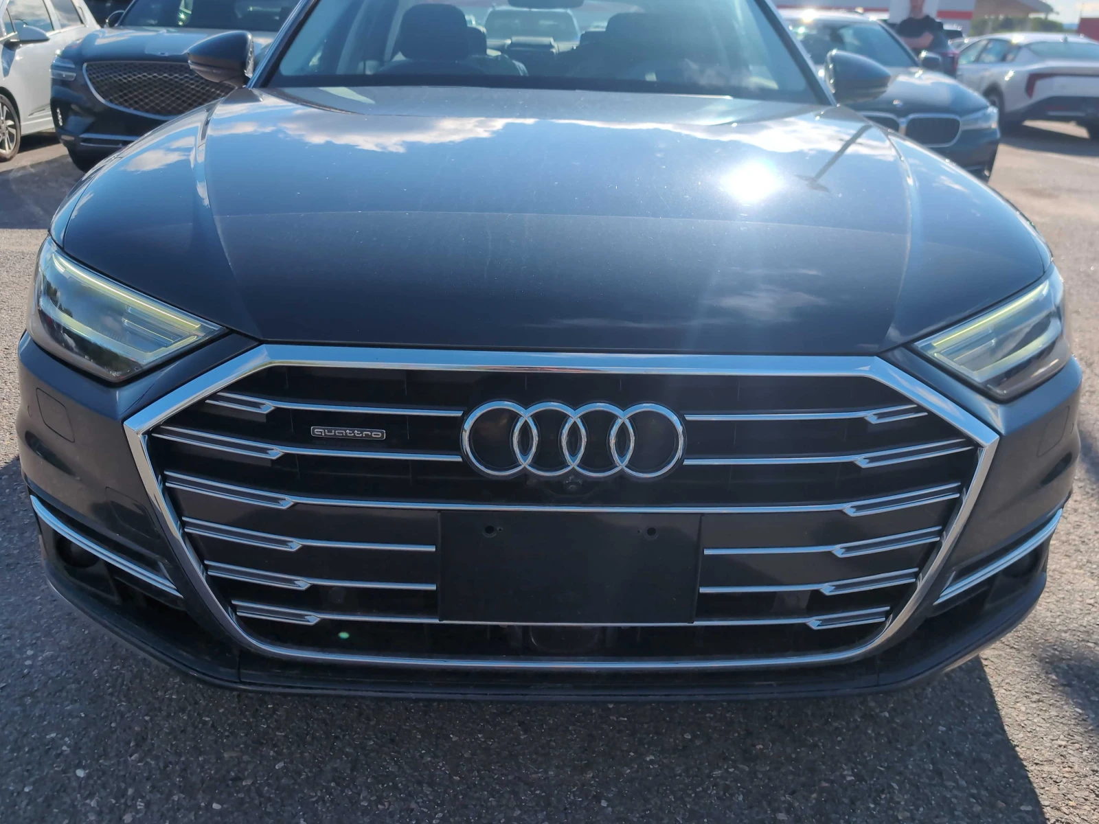 Audi A8 L/CARFAX/ДИСТРОНИК/ОБДУХ/ПОДГРЕВ/ПАНОРАМА/, снимка 2 - Автомобили и джипове - 55906286