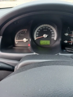 Kia Sportage 2.0, снимка 13