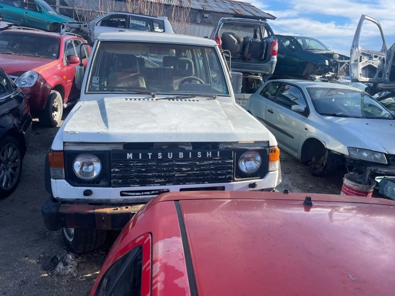 Mitsubishi Pajero, снимка 1 - Автомобили и джипове - 40262115