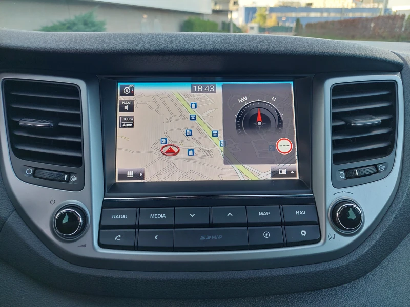 Hyundai Tucson 1.6 T* 4X4* 177 ps.ШВЕЙЦАРИЯ, снимка 16 - Автомобили и джипове - 51741776