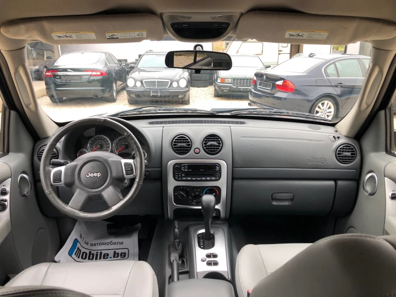 Jeep Cherokee 3.7 LIMITED ШВЕЙЦАРИЯ, снимка 11 - Автомобили и джипове - 52481978