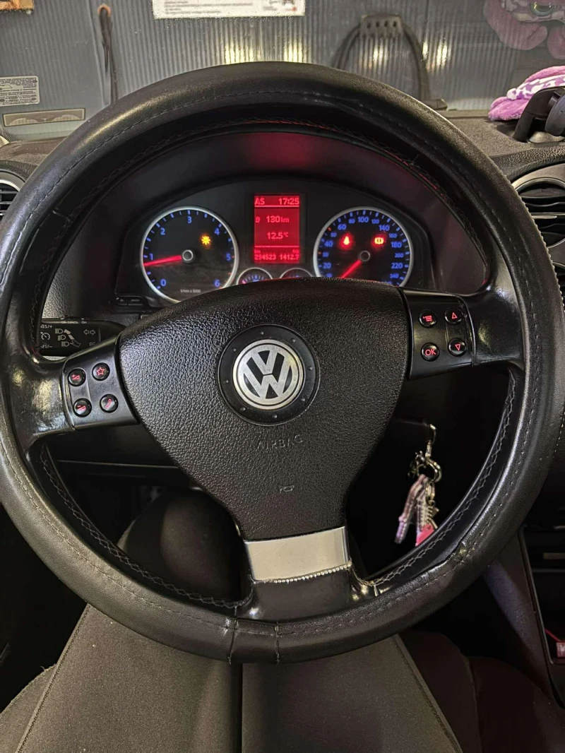 VW Tiguan, снимка 2 - Автомобили и джипове - 52653710