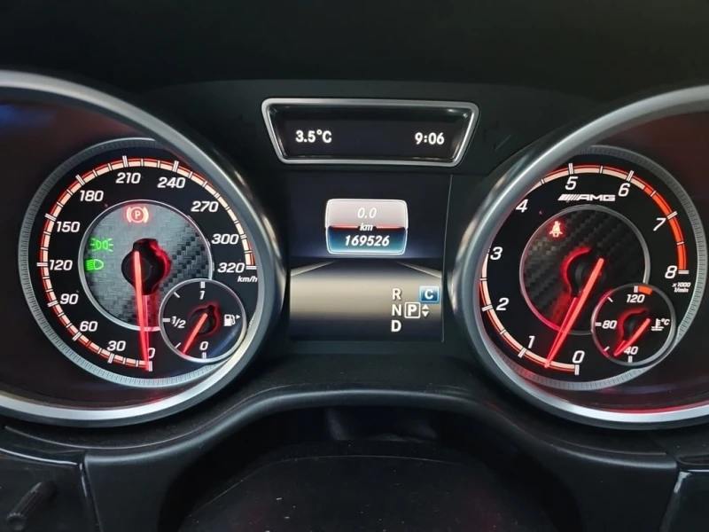 Mercedes-Benz GLS 63 AMG  * CARFAX * БЕЗ ПЪРВОНАЧАЛНА ВНОСКА, снимка 8 - Автомобили и джипове - 52924307