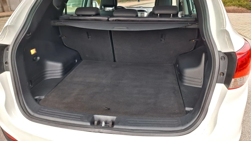 Hyundai IX35 1.6 Газ-бензин-нави-кожа-камера., снимка 16 - Автомобили и джипове - 53127016