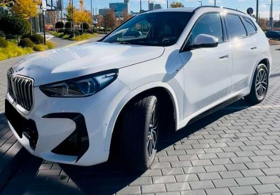 BMW X1 23i xDrive M Pack - изображение 2