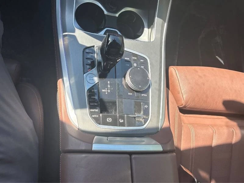 BMW X5 * xDrive45e * ДИСТРОНИК * HUD * КОМПЛЕКТ ГУМИ, снимка 13 - Автомобили и джипове - 54841481