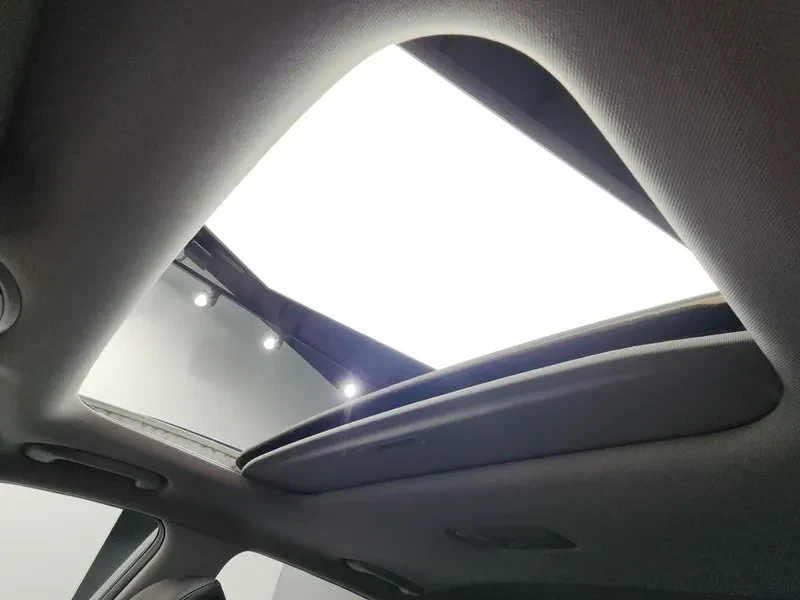 Hyundai Kona Diesel 1.6 2Wd Premium, снимка 17 - Автомобили и джипове - 55221975