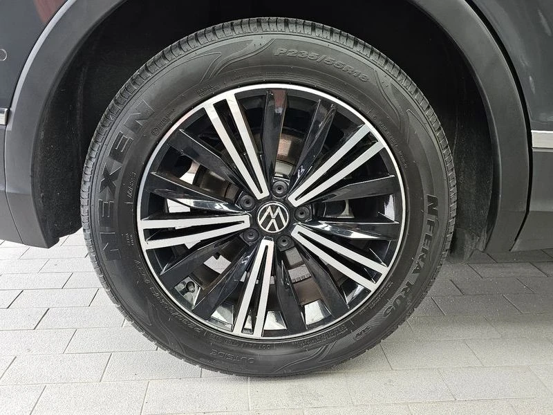 VW Tiguan 2.0 TDI Premium| 150к.с.| ВКЛ.ТЕХНОТЕСТ, снимка 5 - Автомобили и джипове - 55612681