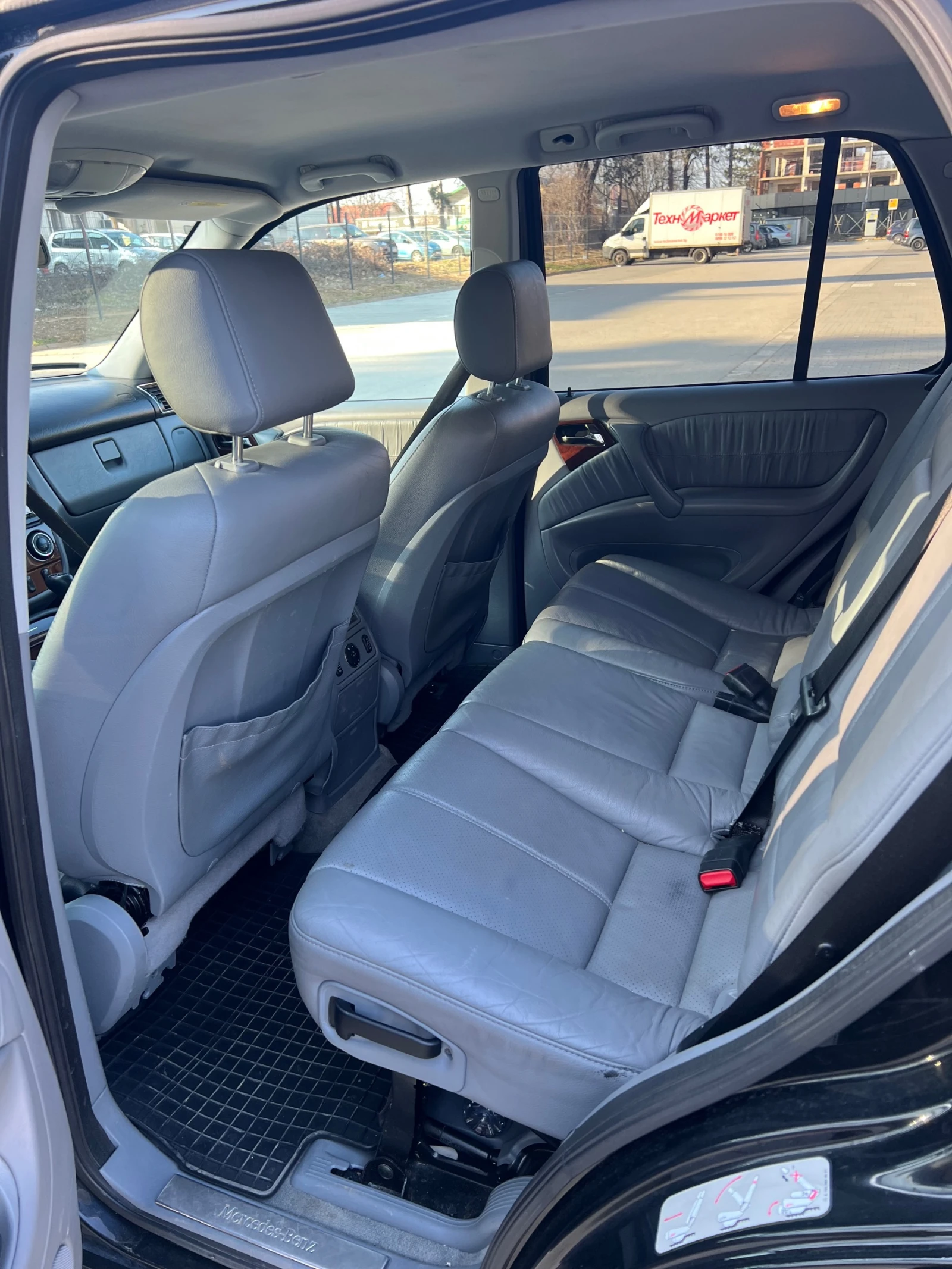Mercedes-Benz ML 270  - изображение 10