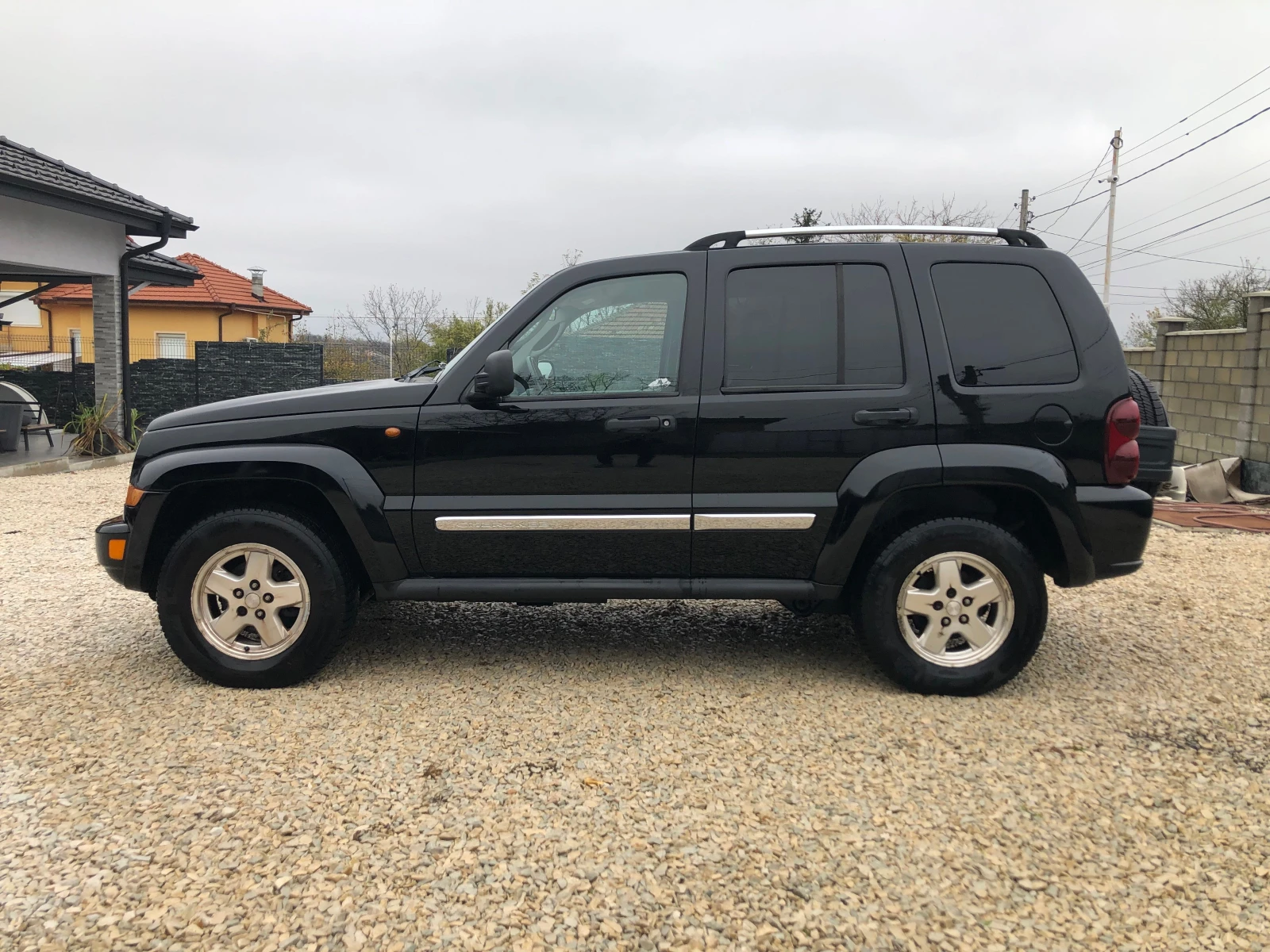 Jeep Cherokee 3.7 LIMITED  | Mobile.bg   5