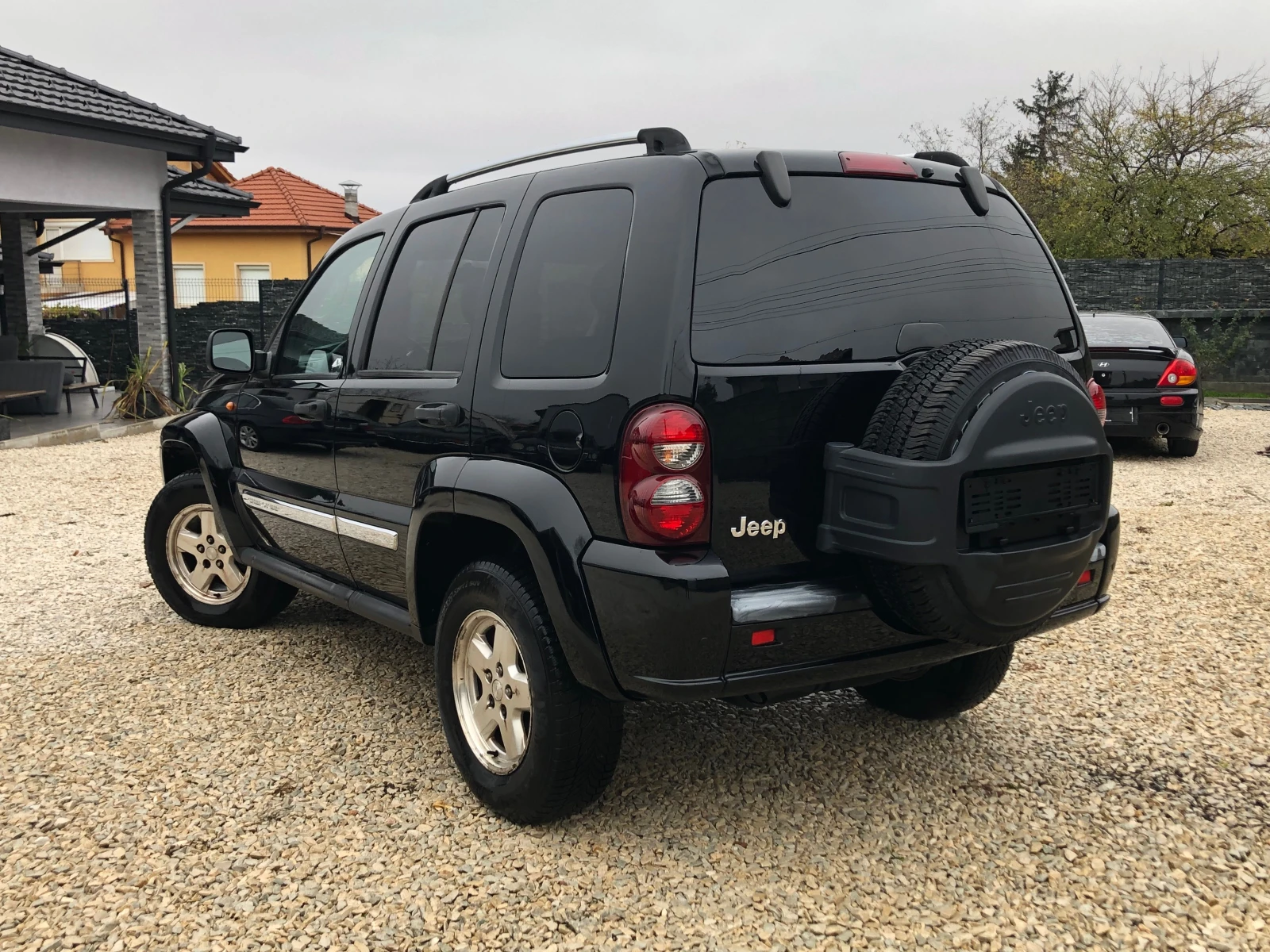 Jeep Cherokee 3.7 LIMITED  | Mobile.bg   4