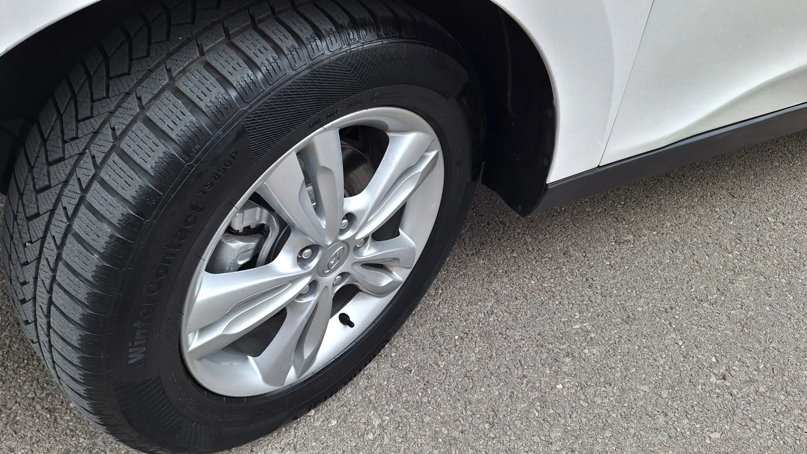 Hyundai IX35 1.6 Газ-бензин-нави-кожа-камера. - изображение 6