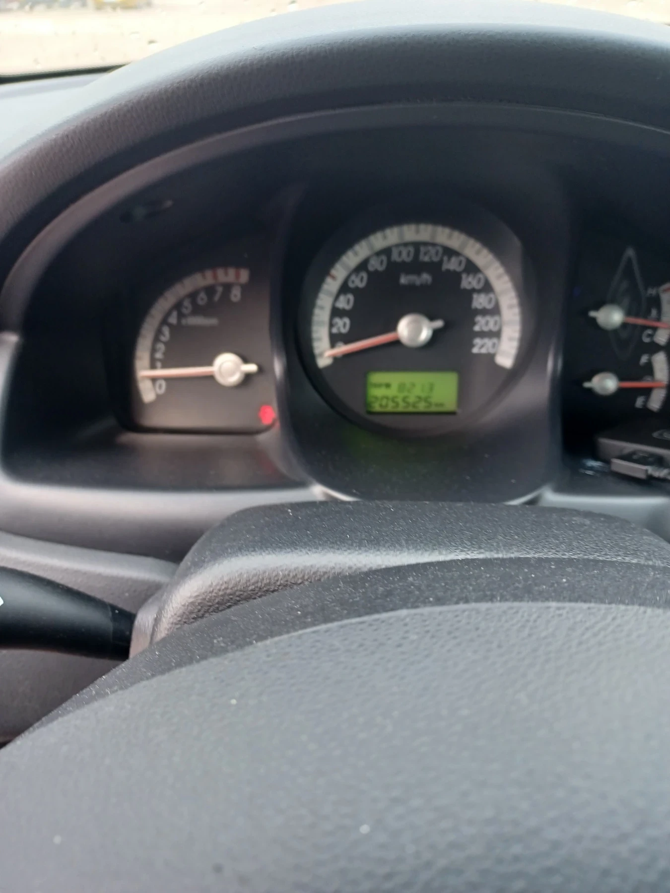 Kia Sportage 2.0, снимка 13 - Автомобили и джипове - 54810826