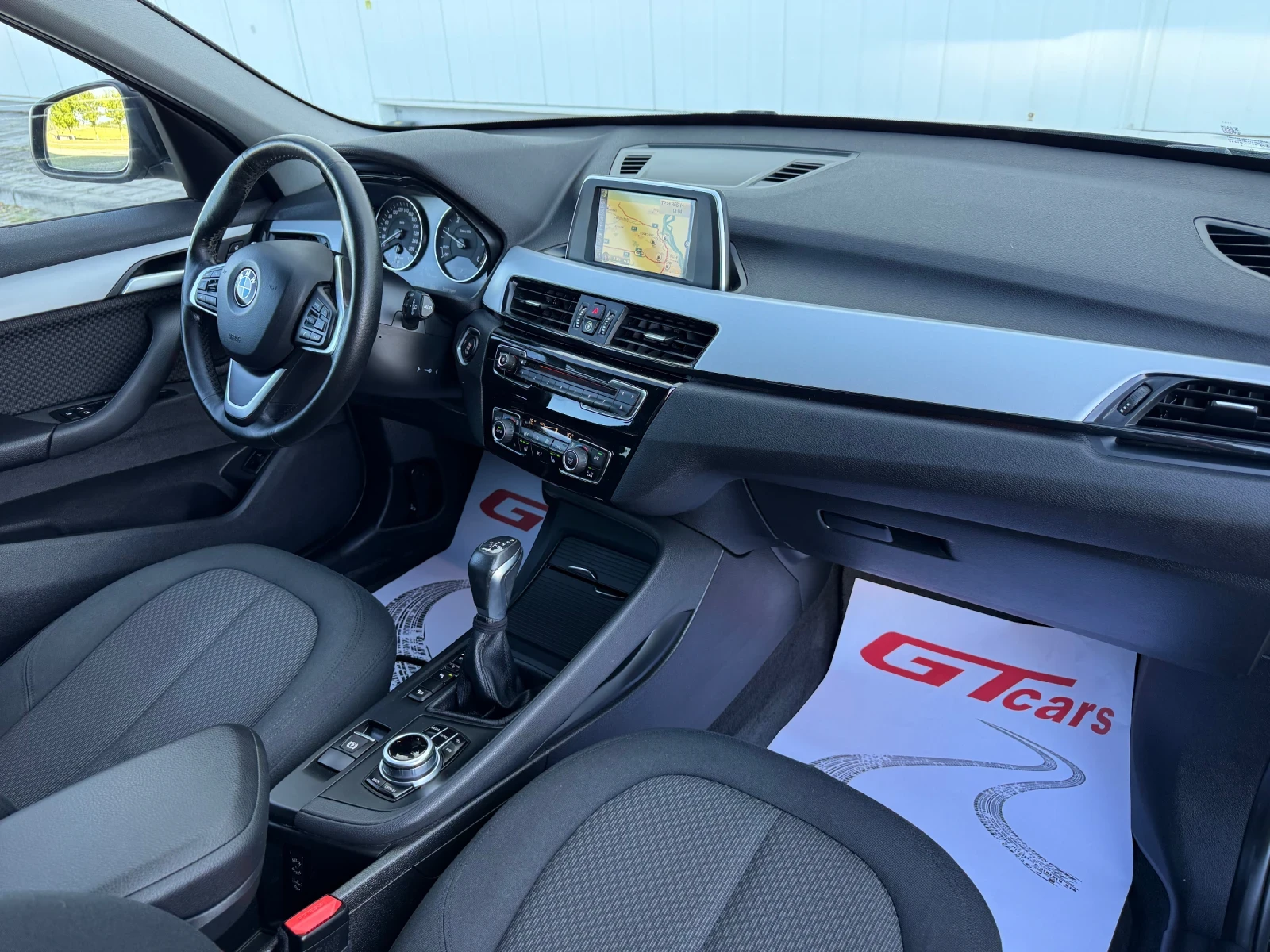 BMW X1 2.0d X-drive, снимка 15 - Автомобили и джипове - 54912823
