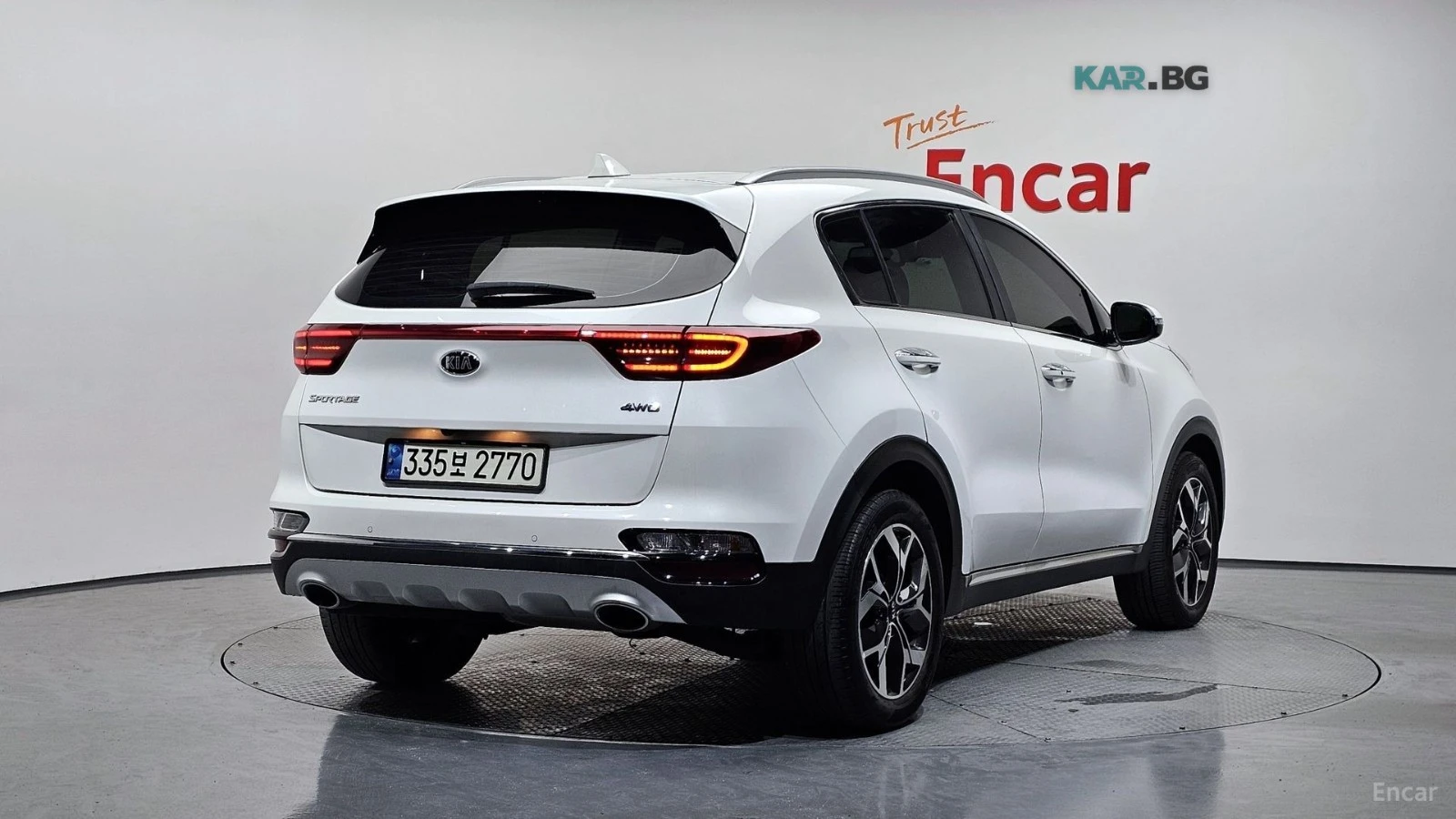 Kia Sportage 4X4* ОБДУХВАНЕ* DISTRONIC* LANE, снимка 2 - Автомобили и джипове - 55361535