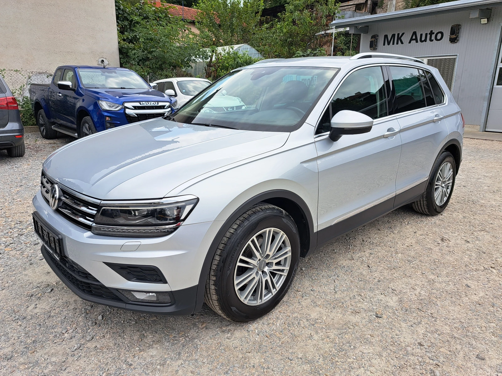 VW Tiguan 2.0TDI* DSG* КЛИМА* NAVI* LED* КАМЕРА 360*        