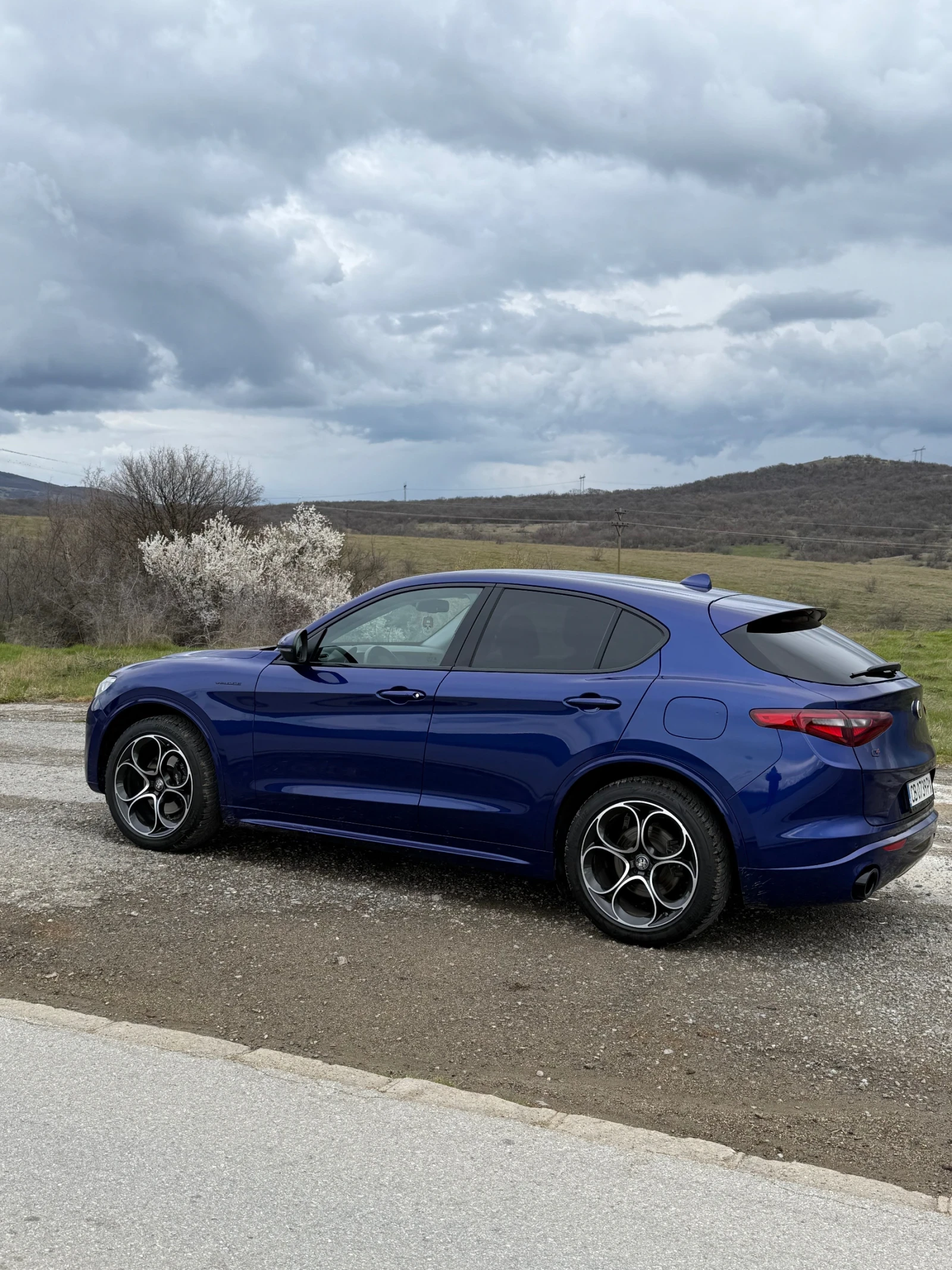 Alfa Romeo Stelvio Veloce , снимка 7 - Автомобили и джипове - 56040261