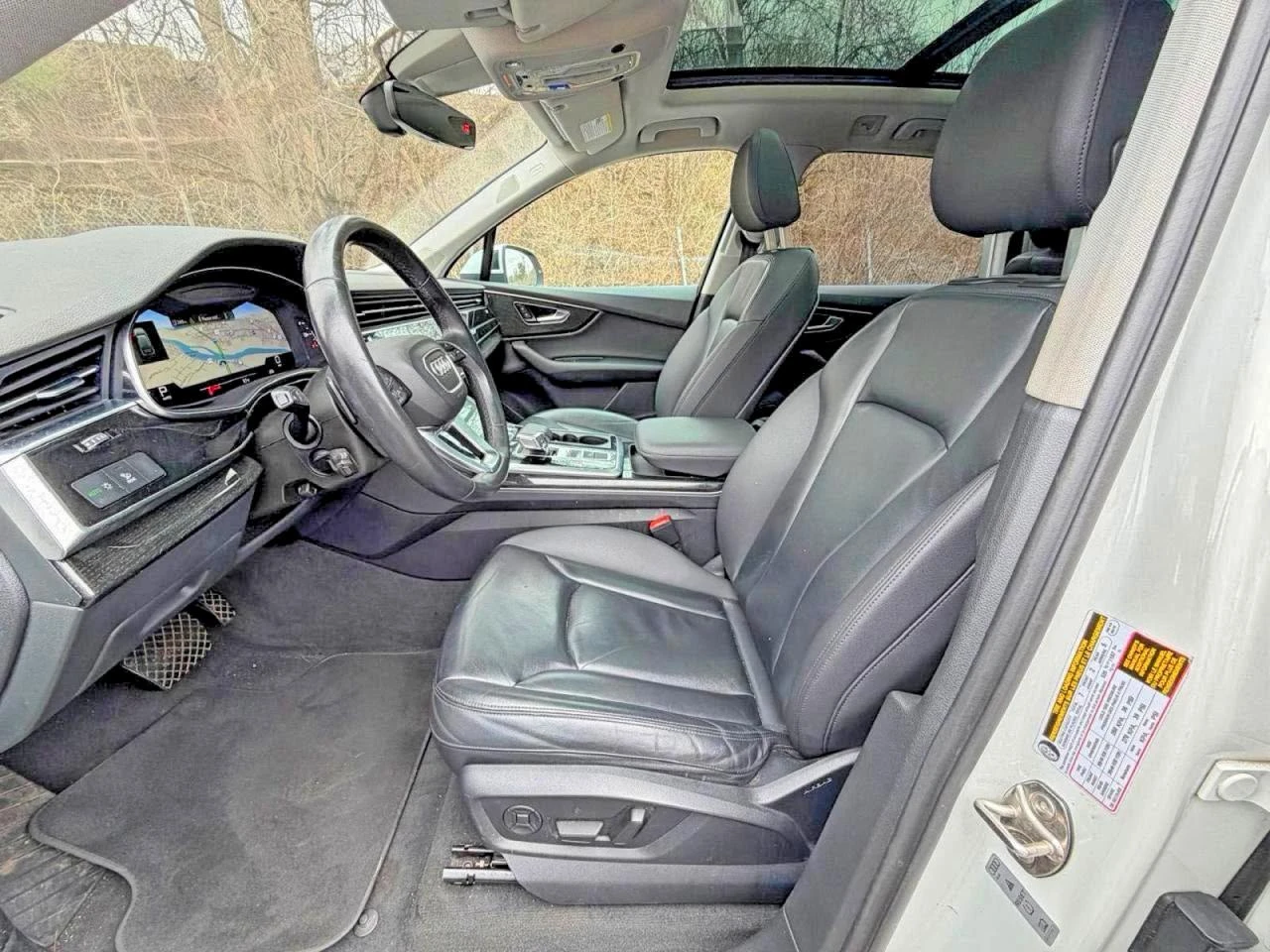 Audi Q7 PREMIUM PLUS / PANO / 7 МЕСТА / ЛИЗИНГ, снимка 11 - Автомобили и джипове - 56186997