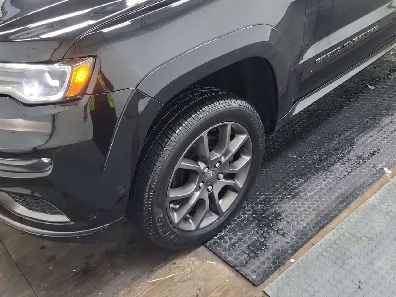 Jeep Grand cherokee * 4x4 High Altitude * PARK ASSIST  * LANE ASSIST * | Mobile.bg � ����������� 6
