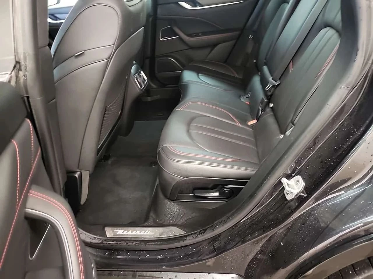 Maserati Levante, снимка 13 - Автомобили и джипове - 56707088