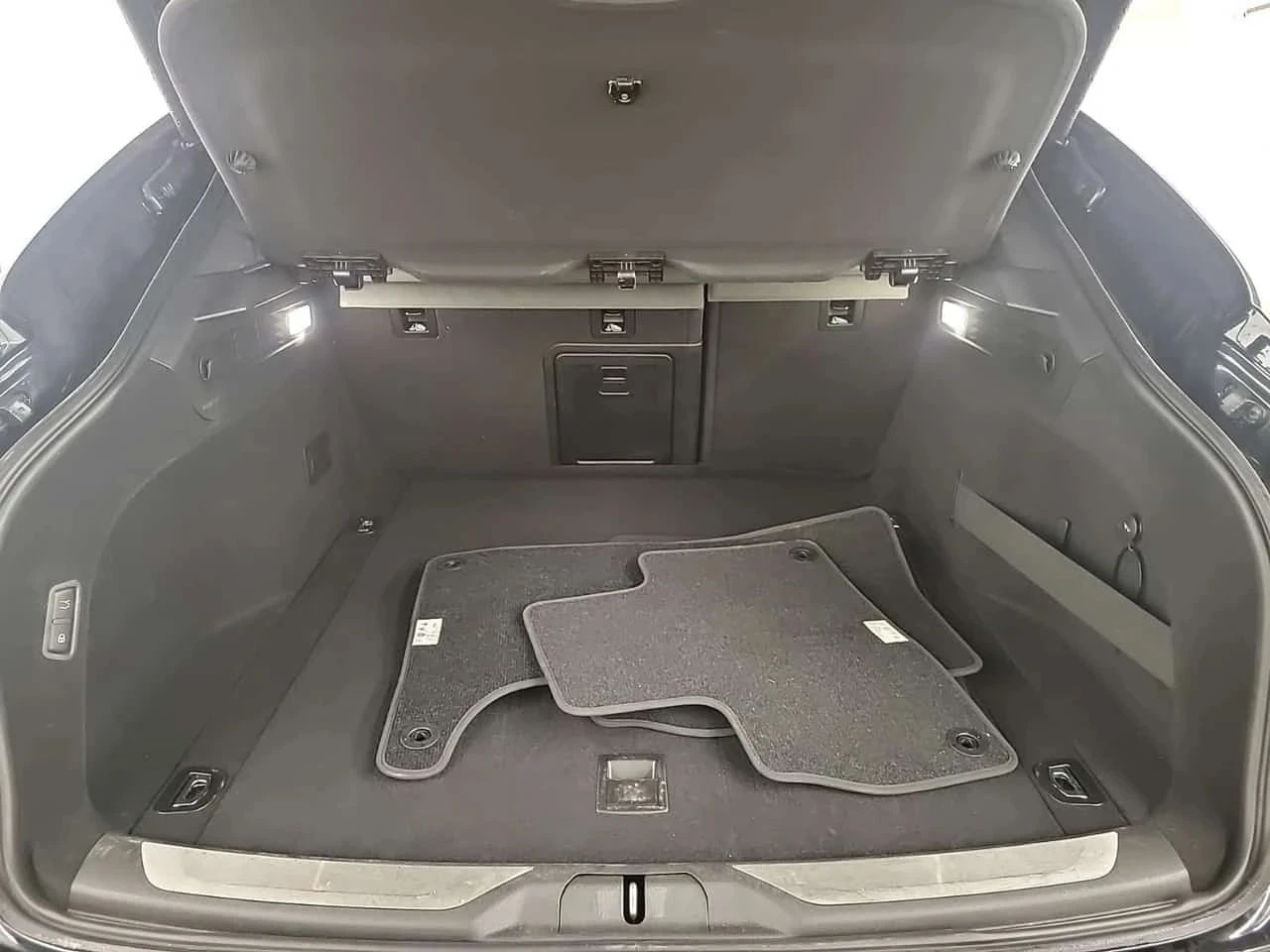 Maserati Levante, снимка 15 - Автомобили и джипове - 56707088
