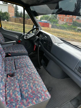 Mercedes-Benz 412 2.9 122 к. с. N1, снимка 11