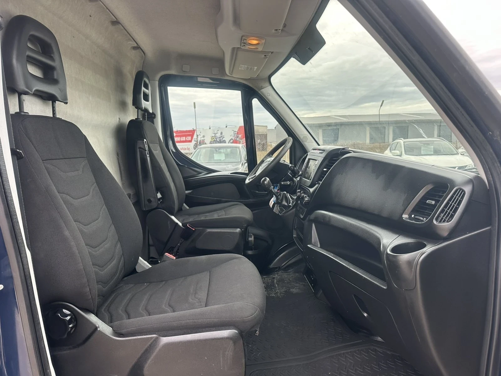Iveco 35c15, снимка 14 - Бусове и автобуси - 56718369