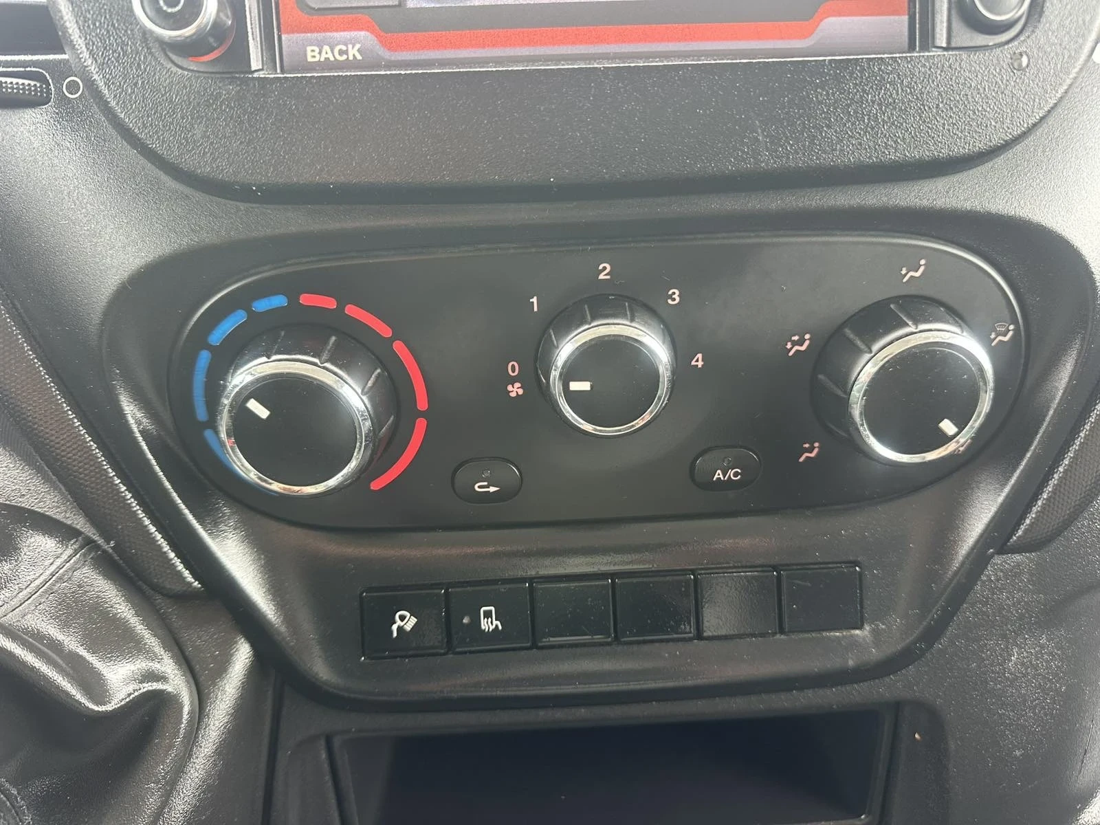 Iveco 35c15, снимка 7 - Бусове и автобуси - 56718369