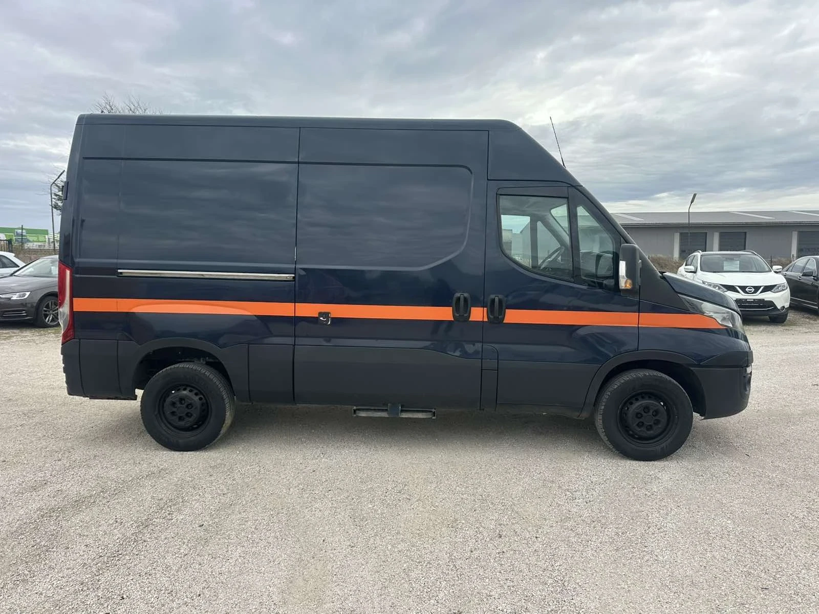 Iveco 35c15, снимка 2 - Бусове и автобуси - 56718369