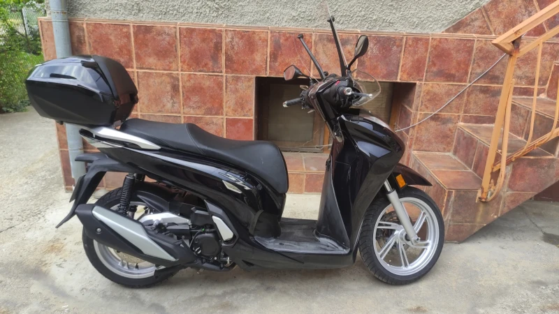 Honda Sh 350i  ABS  TCS, снимка 3 - Мотоциклети и мототехника - 51277462