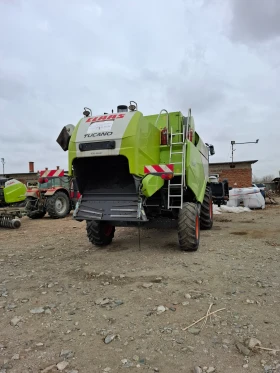 Комбайн Claas  Tucano 430, снимка 2